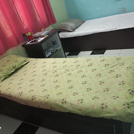 Swaroop Ashray Homestay Siliguri Exterior foto