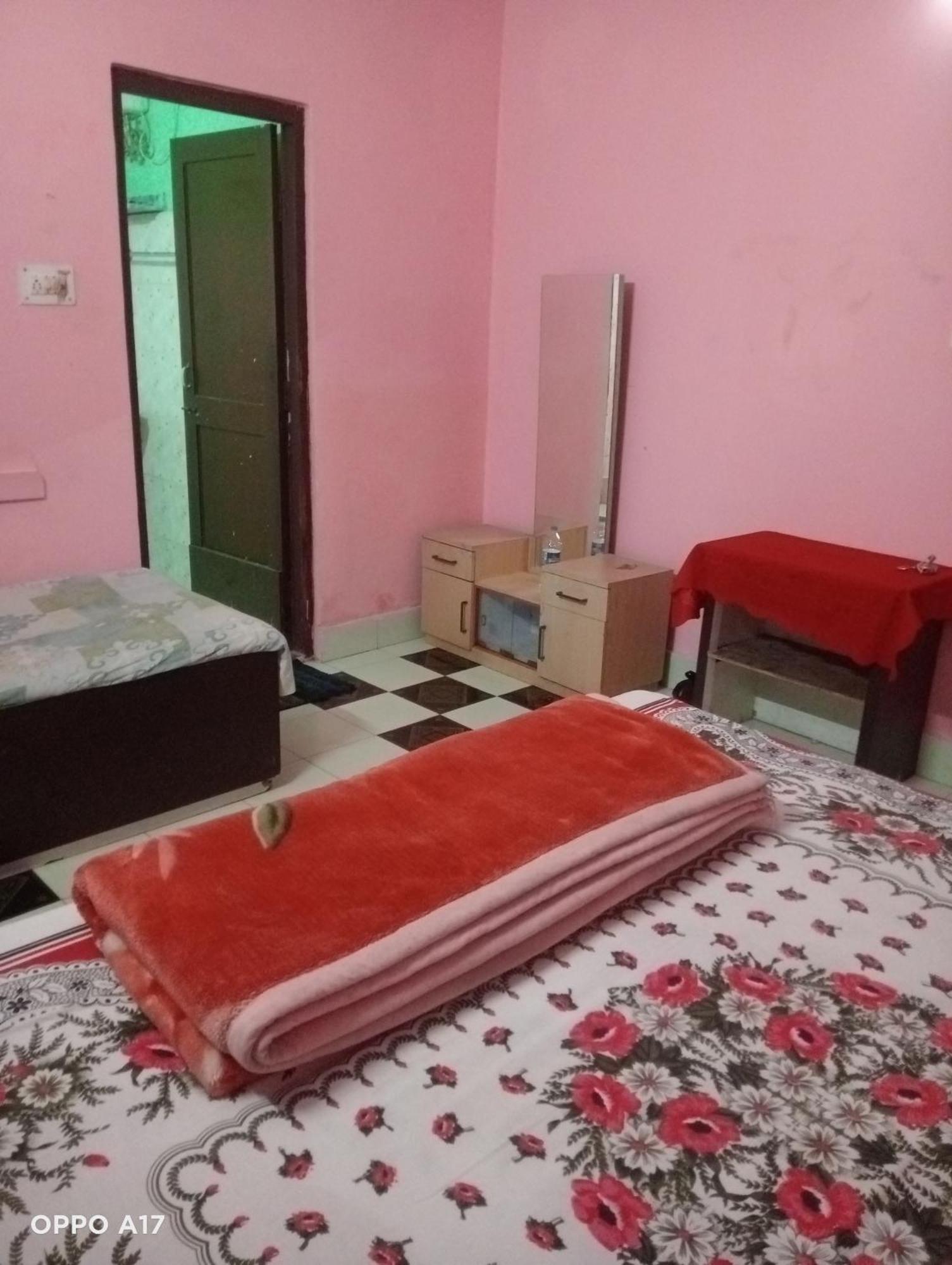 Swaroop Ashray Homestay Siliguri Habitación foto