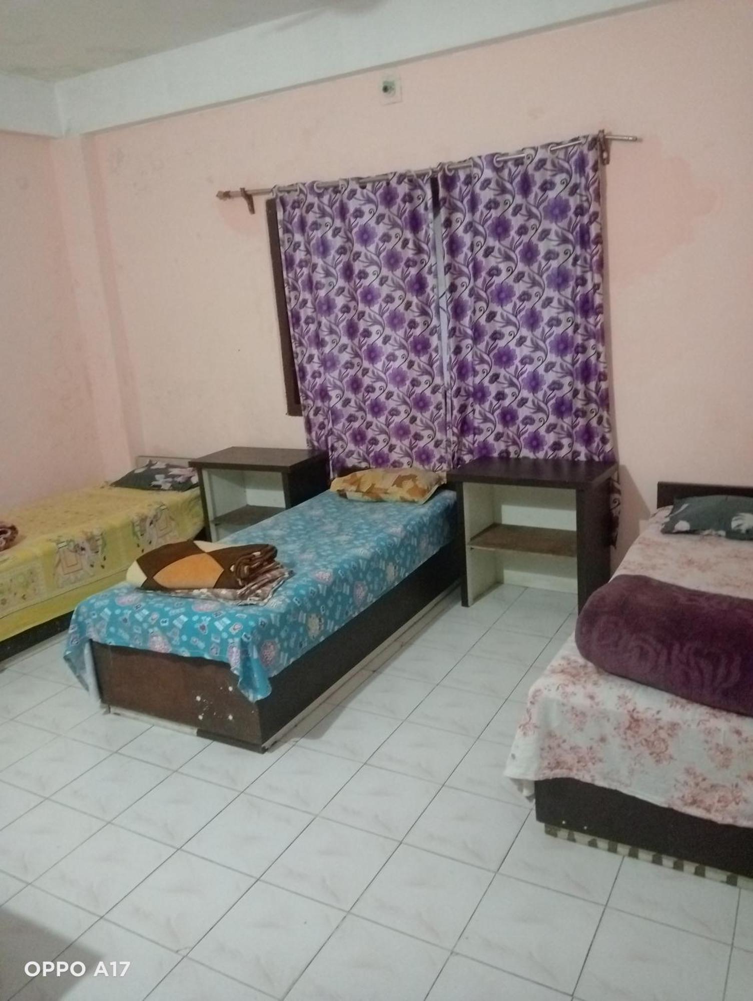 Swaroop Ashray Homestay Siliguri Habitación foto